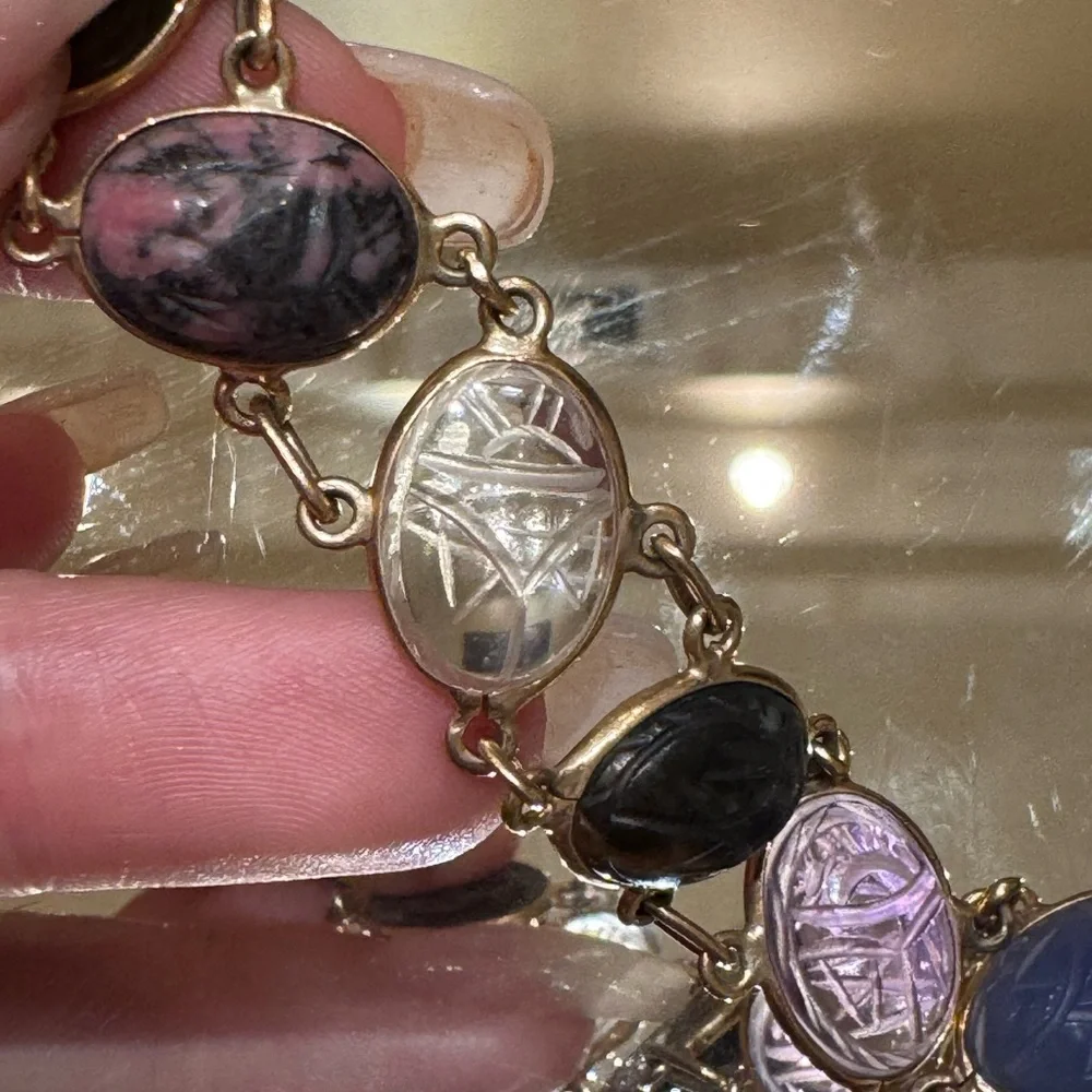 Vintage 70s Solid 14k Gold Scarab Precious Stone Bracelet - Picture 6 of 11